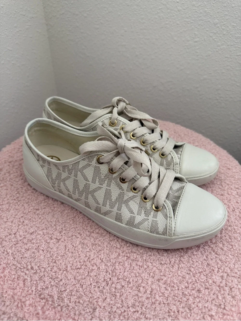 Michael Kors Light Beige Logo Low-Top Lace-Up Sneakers